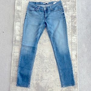 Women’s Blue Jeans